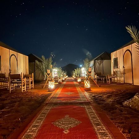 Sahara Tours luxury camp Hotel Merzouga Bagian luar foto