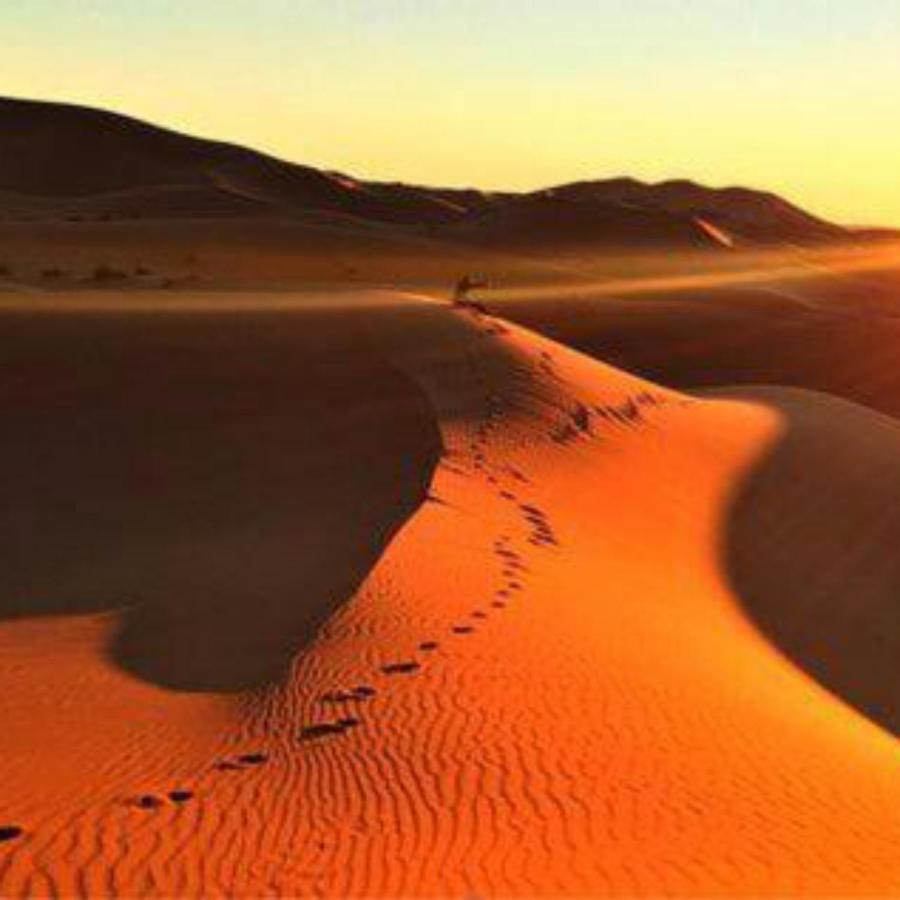 Sahara Tours luxury camp Hotel Merzouga Bagian luar foto